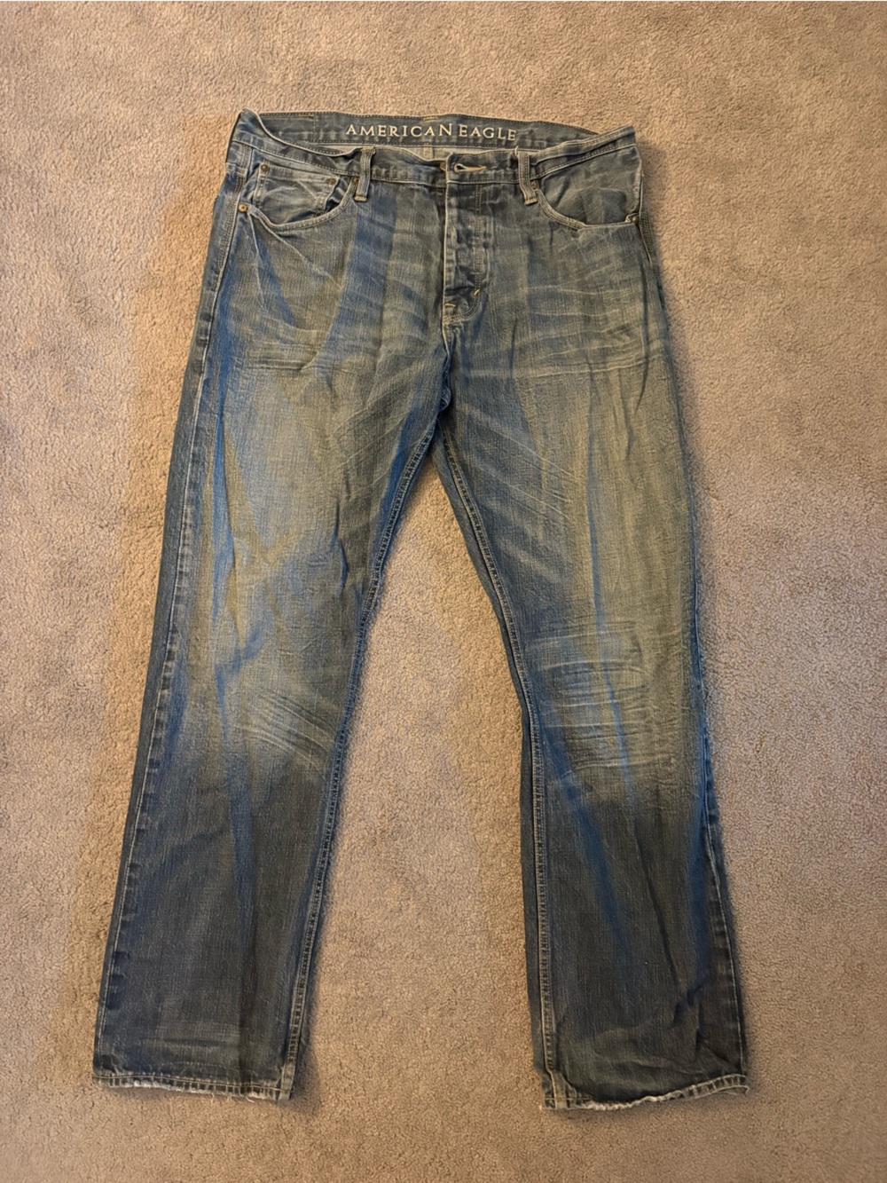 American Eagle Outfitters Men’s Faded Blue Straight Leg Jeans